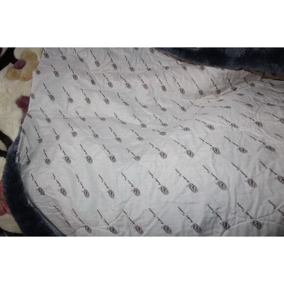 Auskin Traders New Zealand Sheepskin Flower Rug Large Area Carpet 80 x 140 - Picture 5 of 13